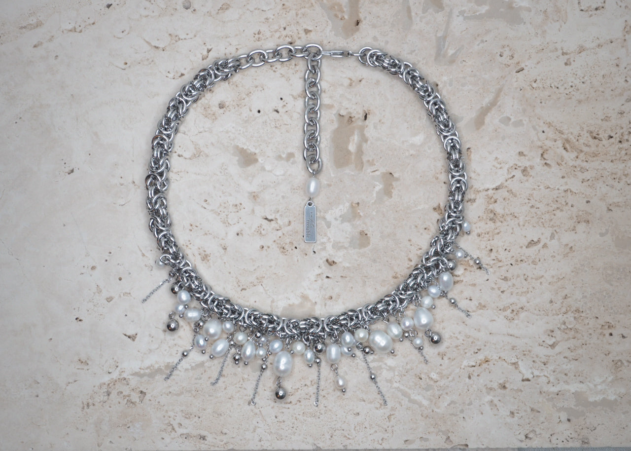 SOFT TROUBLE ICON NECKLACE | PEARL TIDE