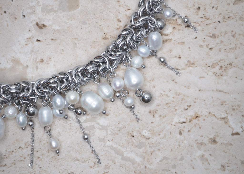 SOFT TROUBLE ICON NECKLACE | PEARL TIDE