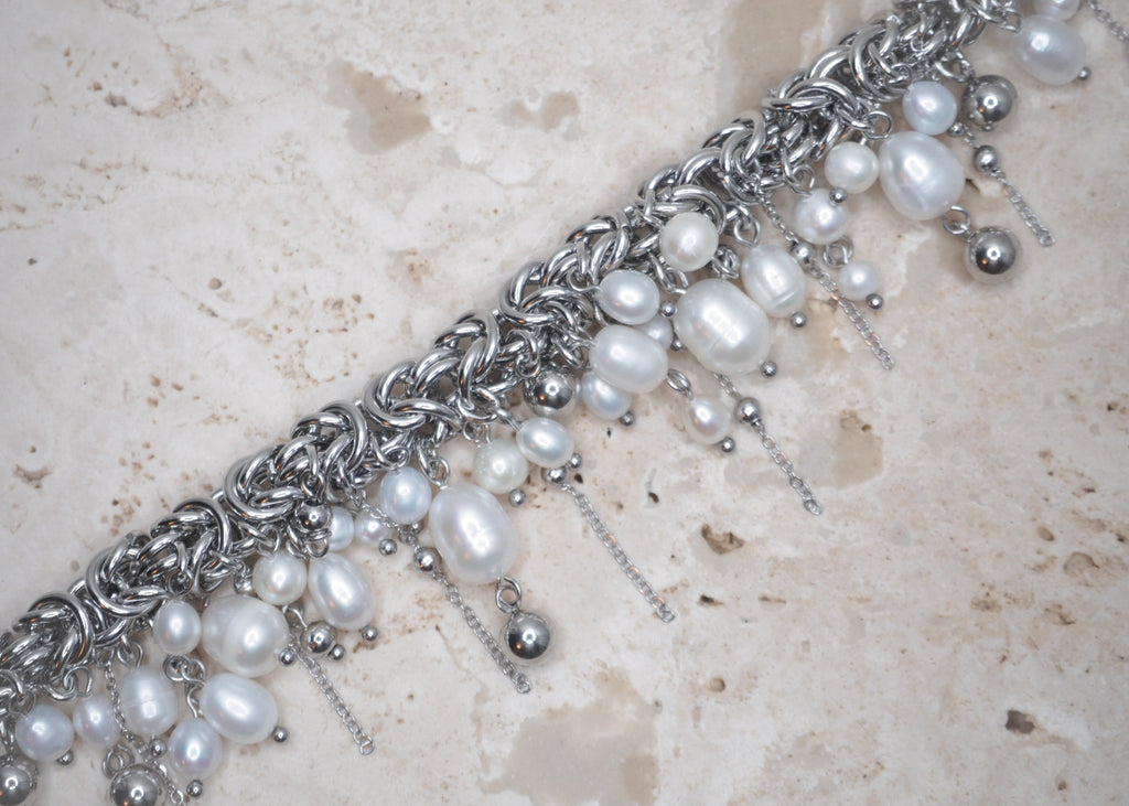 SOFT TROUBLE ICON NECKLACE | PEARL TIDE