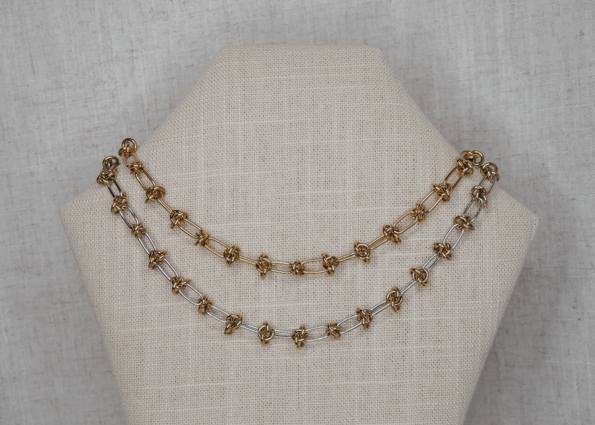 METALLIC MISCHIEF NECKLACE | KNOTS