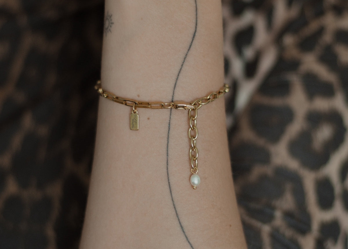 box chain bracelet gold 4