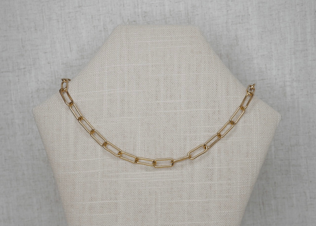 chunky paperclip necklace gold 1