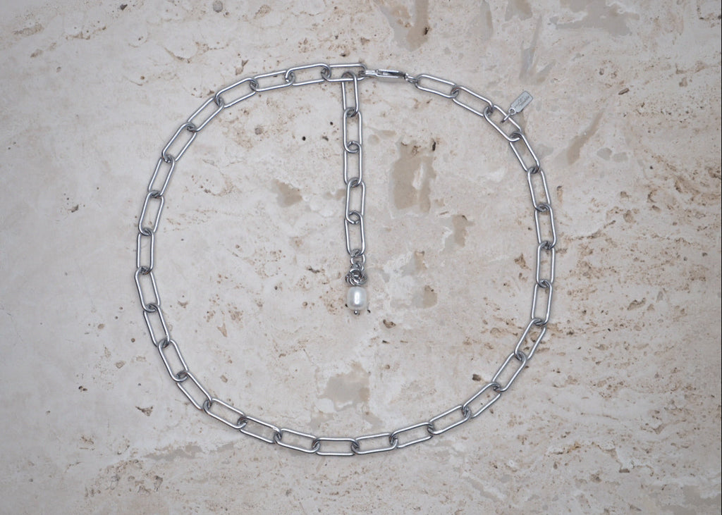 chunky paperclip necklace silver 1