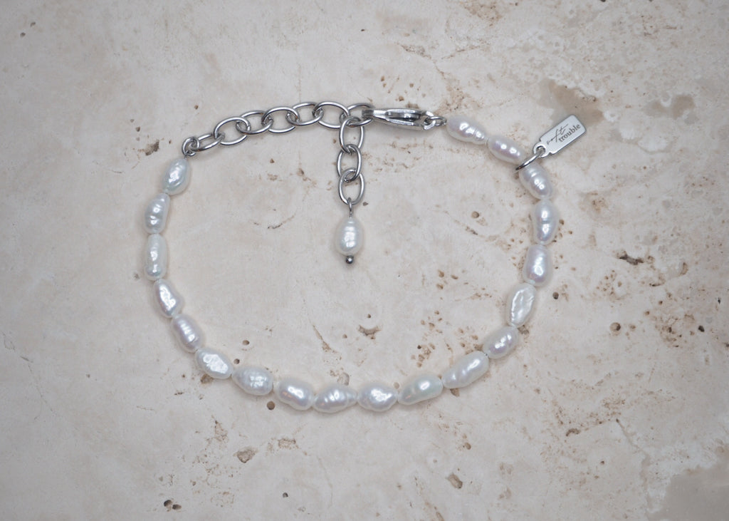 cloud pearl bracelet silver 1
