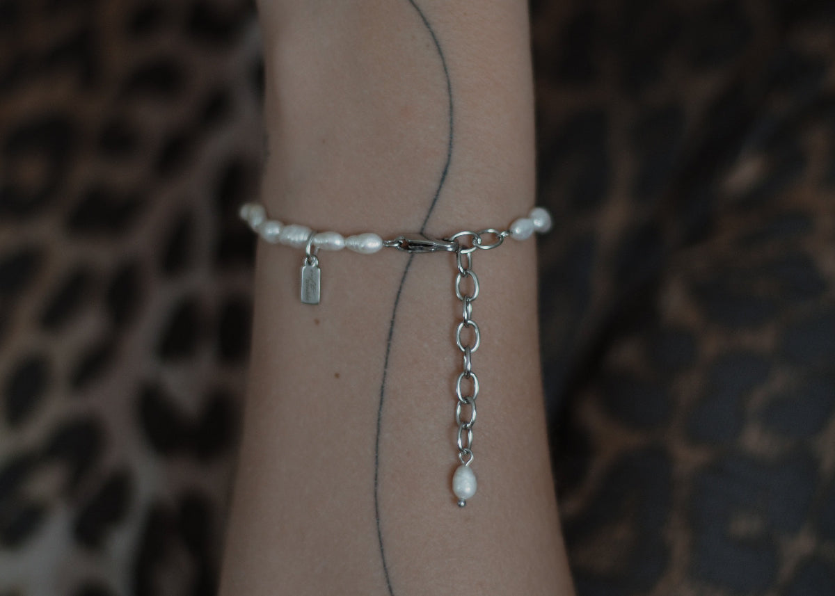 cloud pearl bracelet silver 4