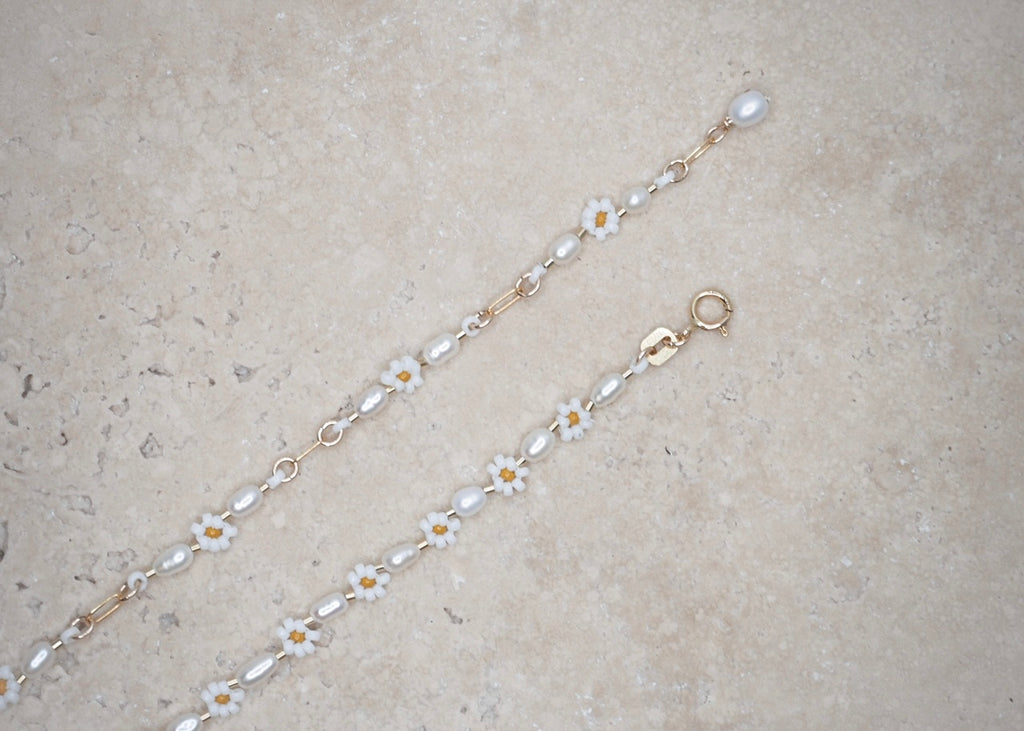 PETALS & PEARLS NECKLACE | DAISY DREAM