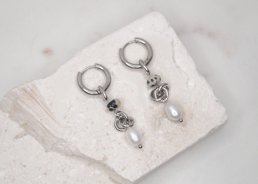 dalmi knot pearl hoops silver 2
