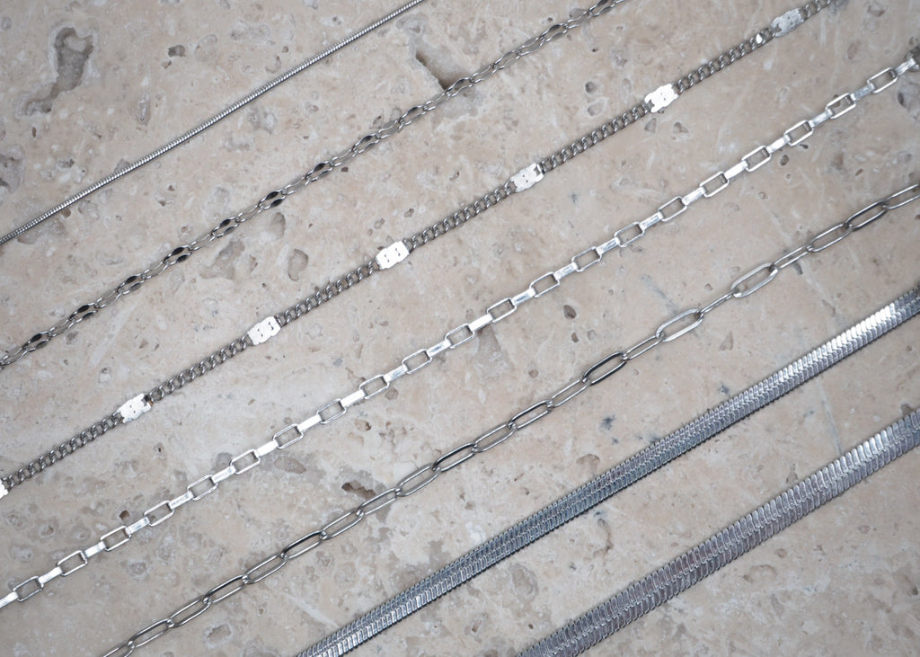 delicate flat paperclip bracelet silver 3