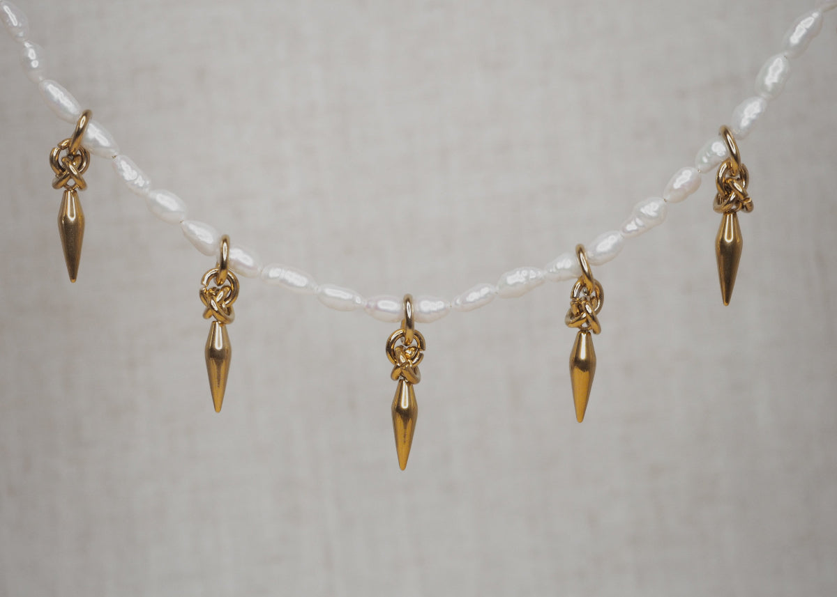 METALLIC MISCHIEF NECKLACE | DREAM SPIKE