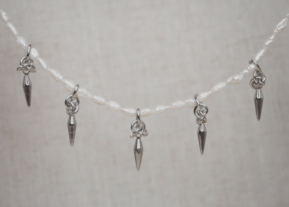 METALLIC MISCHIEF NECKLACE | DREAM SPIKE