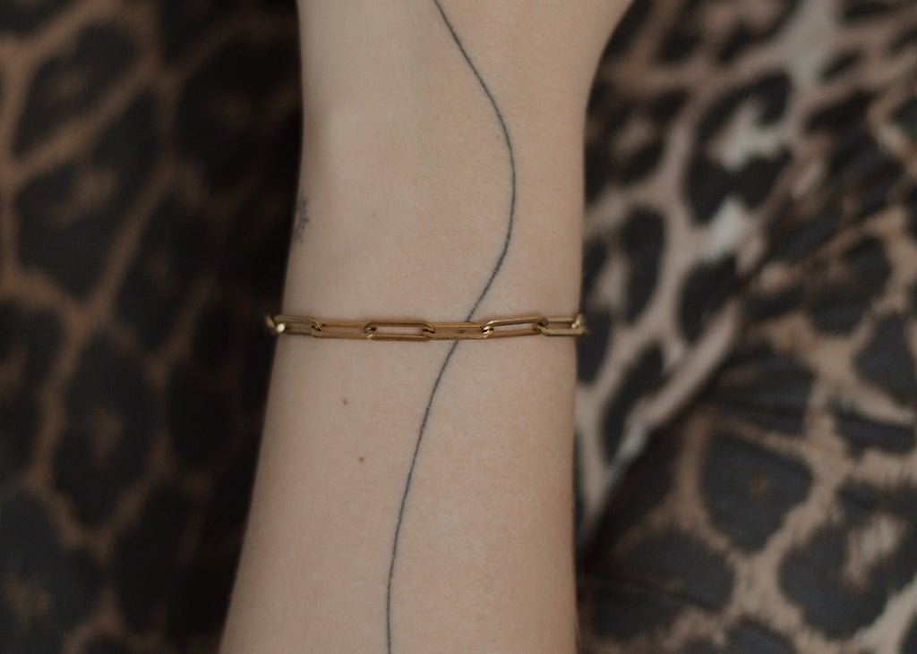 flat paperclip bracelet gold 6