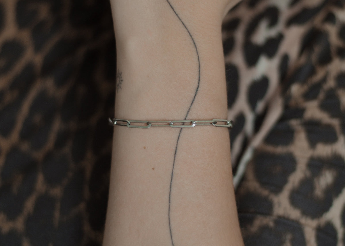 flat paperclip bracelet silver 6