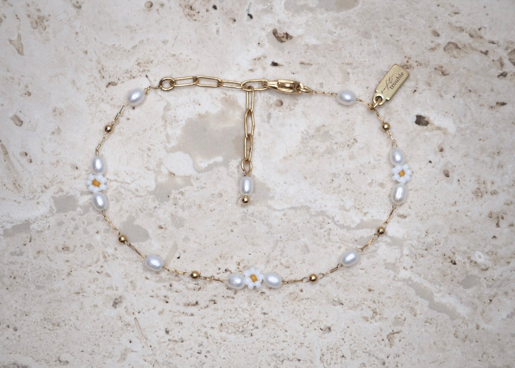 heavenly florals bracelet gold | daisy dream 1