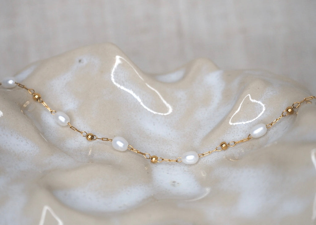 heavenly pearl bracelet gold 2