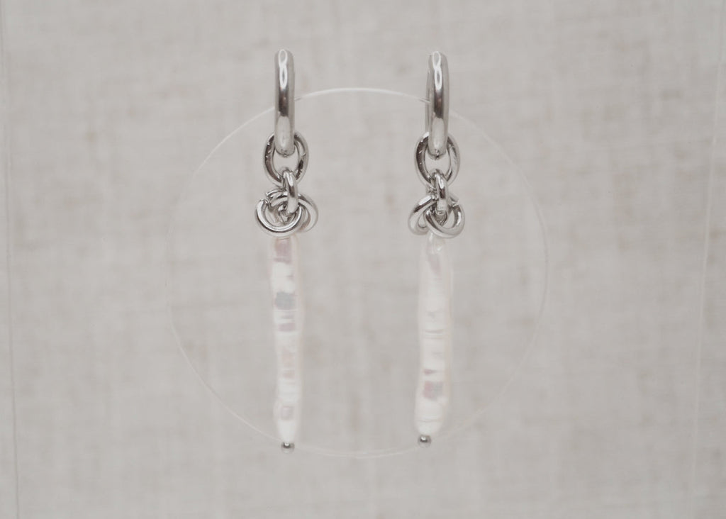 knot long pearl hoops silver 1