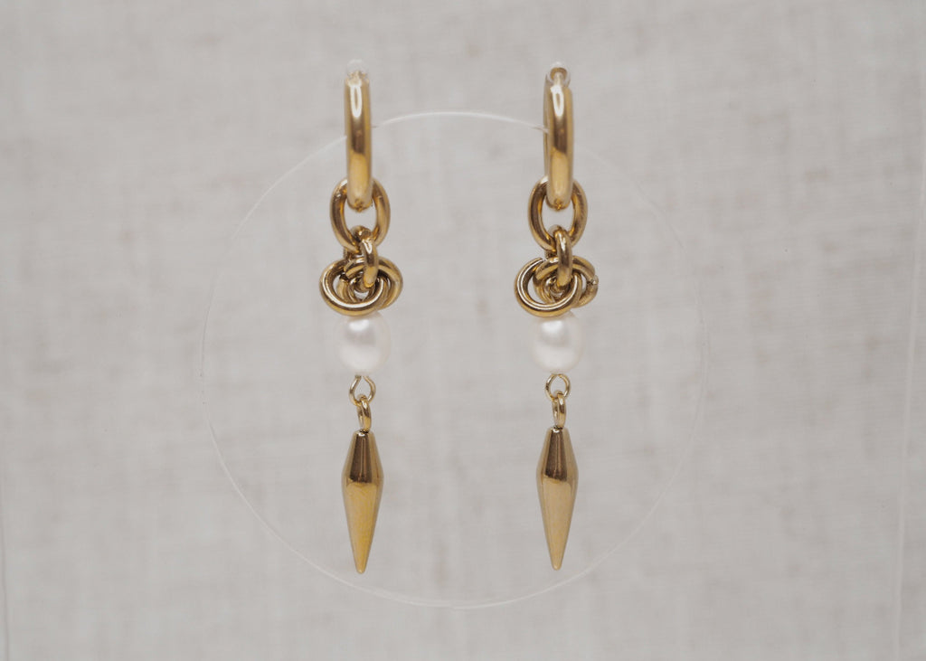 knot pearl spike hoops gold 1