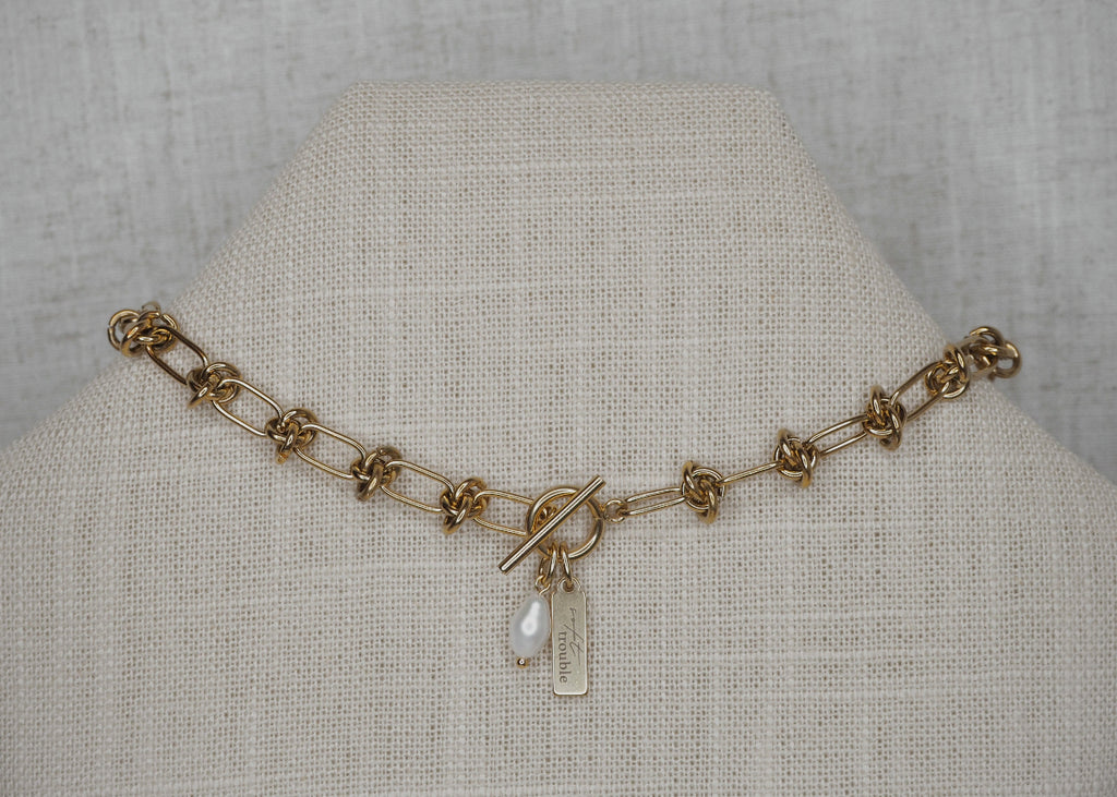 knots choker gold 2