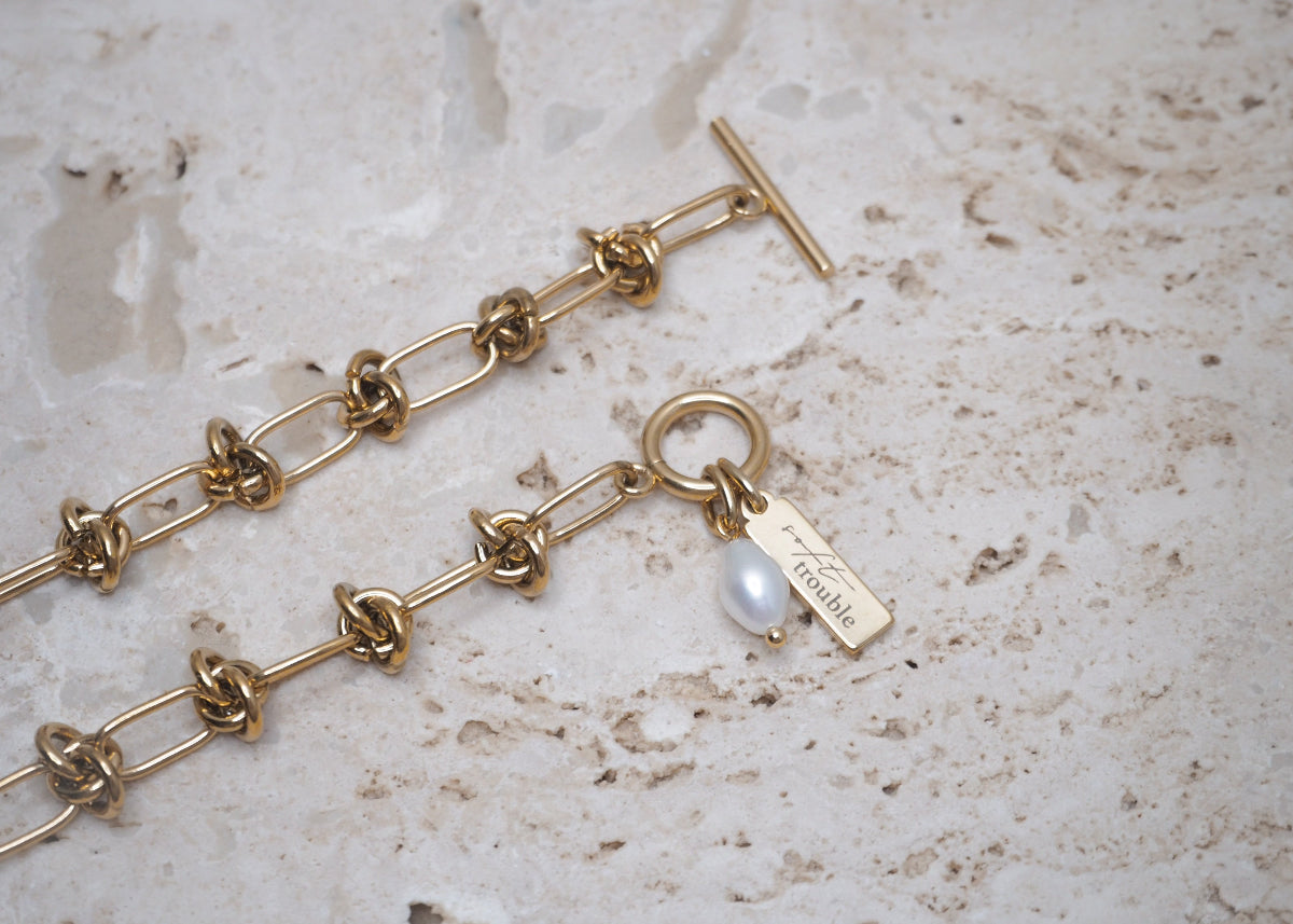 knots choker gold 5