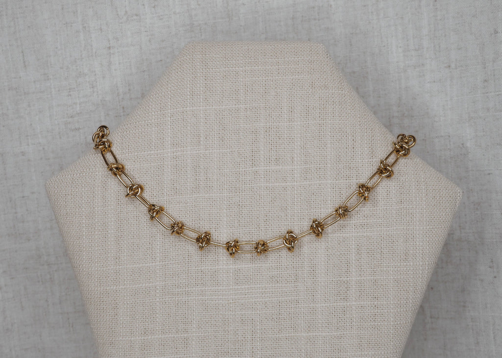 knots necklace gold 2