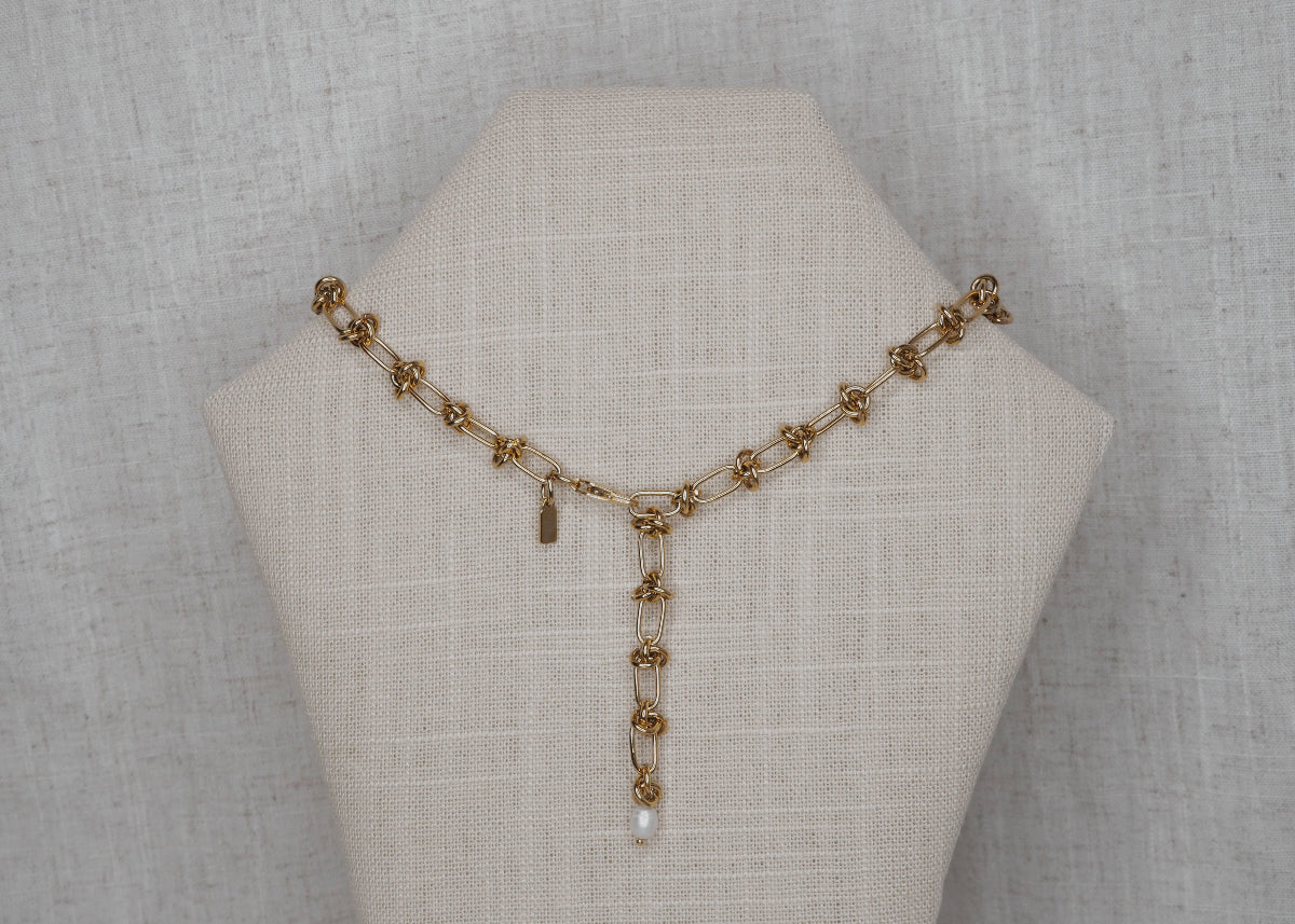 knots necklace gold 4