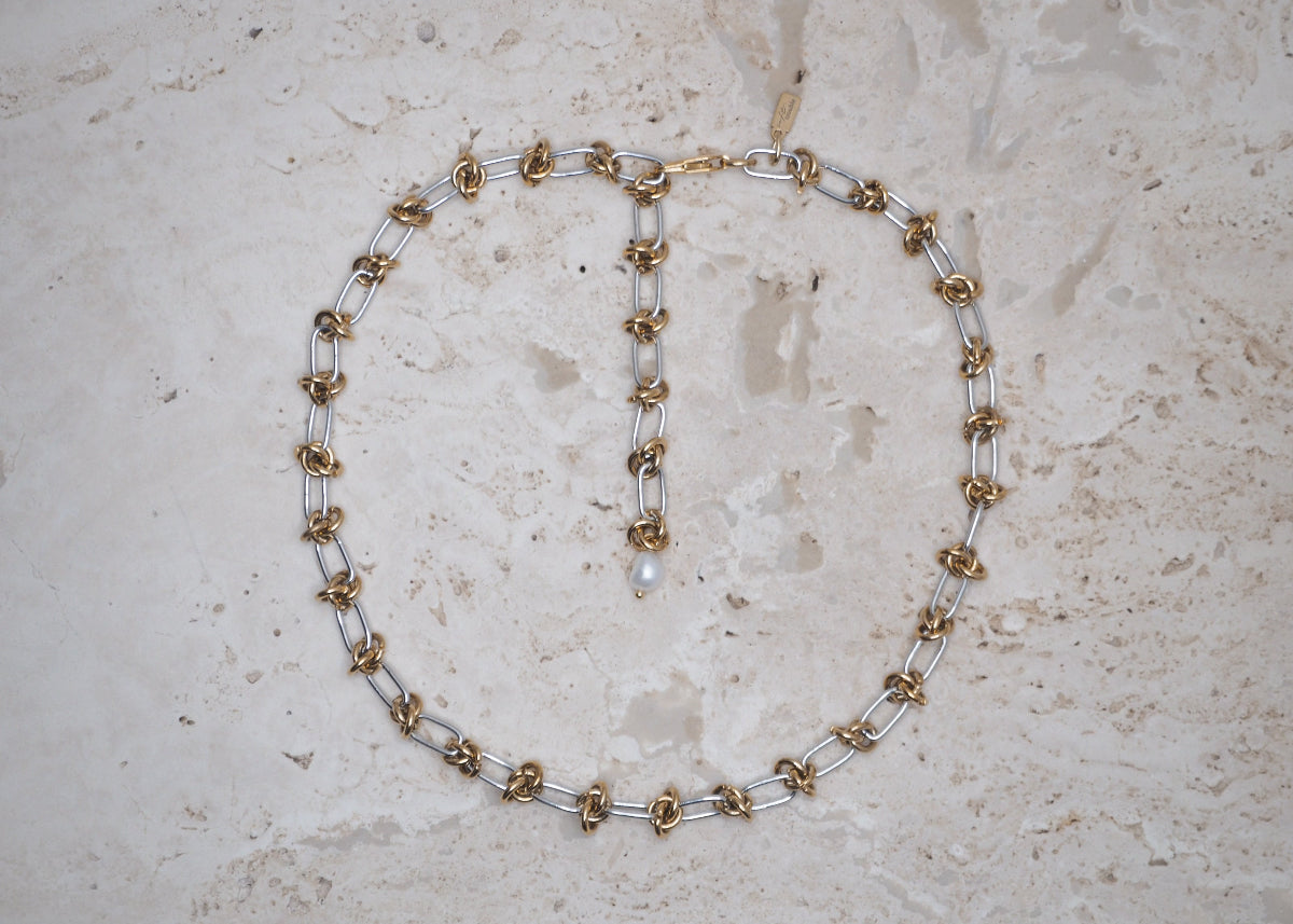 knots necklace heat wave 1