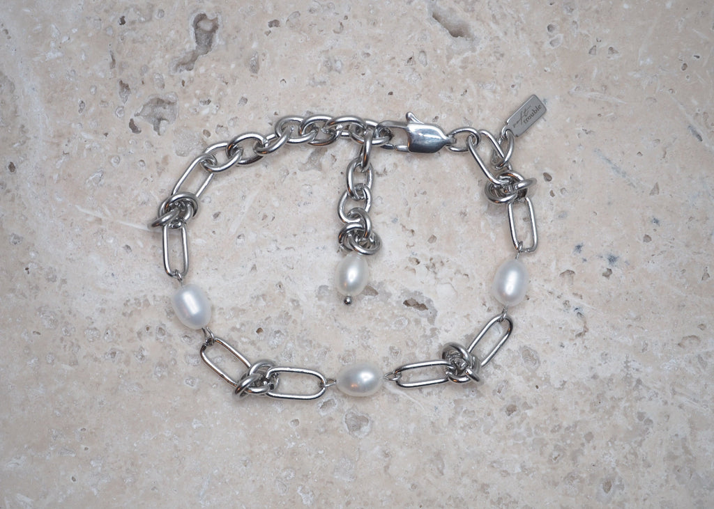 knots & pearl bracelet silver 1