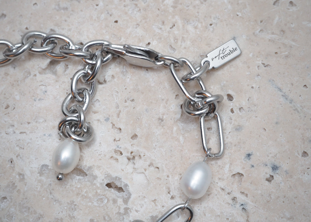knots & pearl bracelet silver 3
