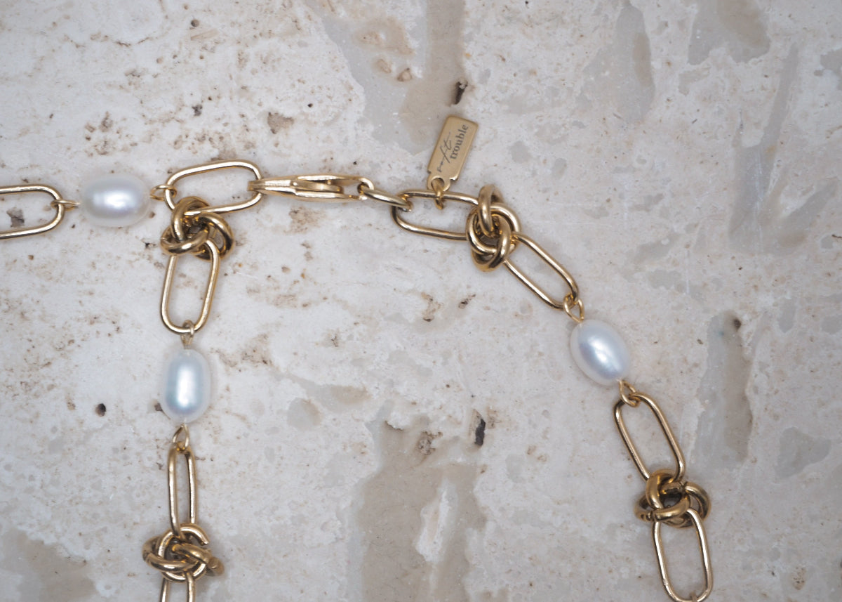knots & pearls necklace gold 5