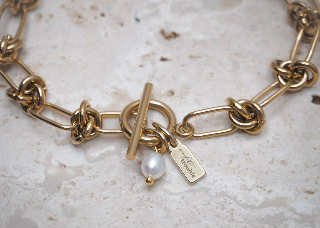 METALLIC MISCHIEF BRACELET | KNOTS & TOGGLE CLASP