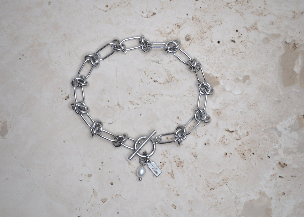 knots & toggle clasp bracelet silver 3