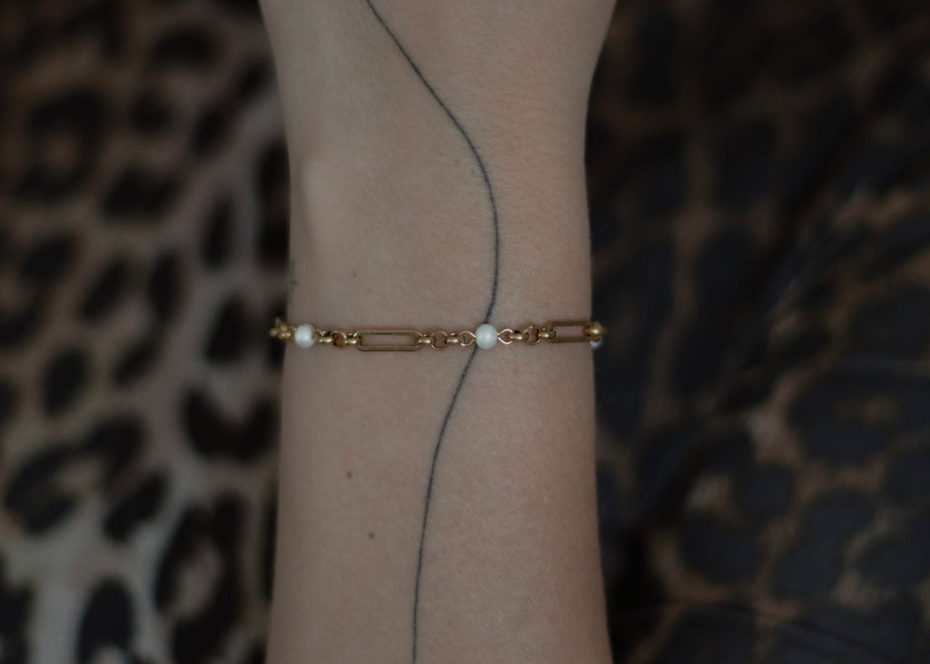 linked pearl bracelet gold 6