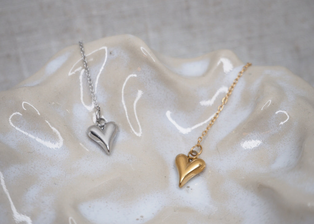 METALLIC MISCHIEF THREADS | SMALL HEART