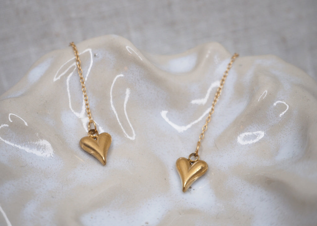 metallic mischief threads small heart gold 2