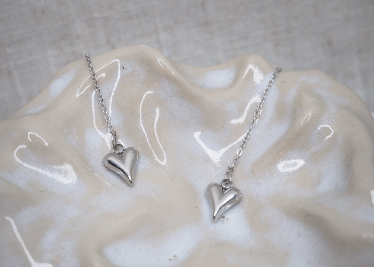 metallic mischief threads small heart silver 2