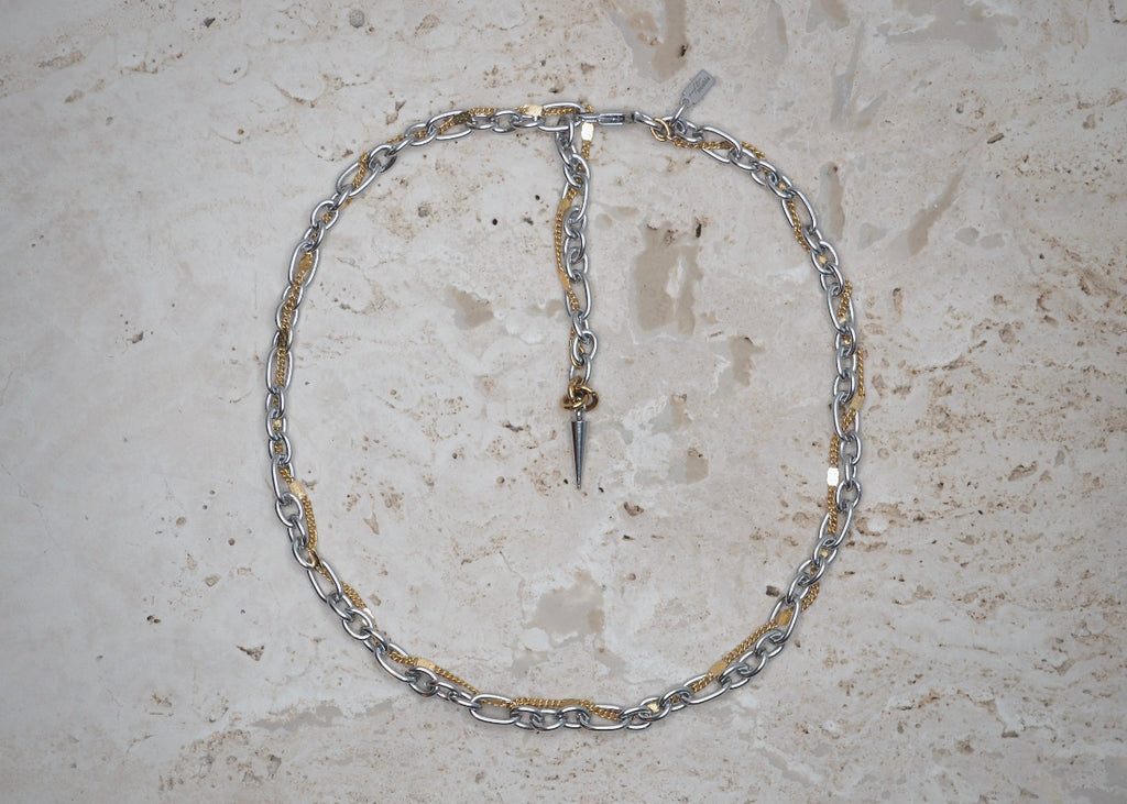 metallic mischief twirl necklace heat wave