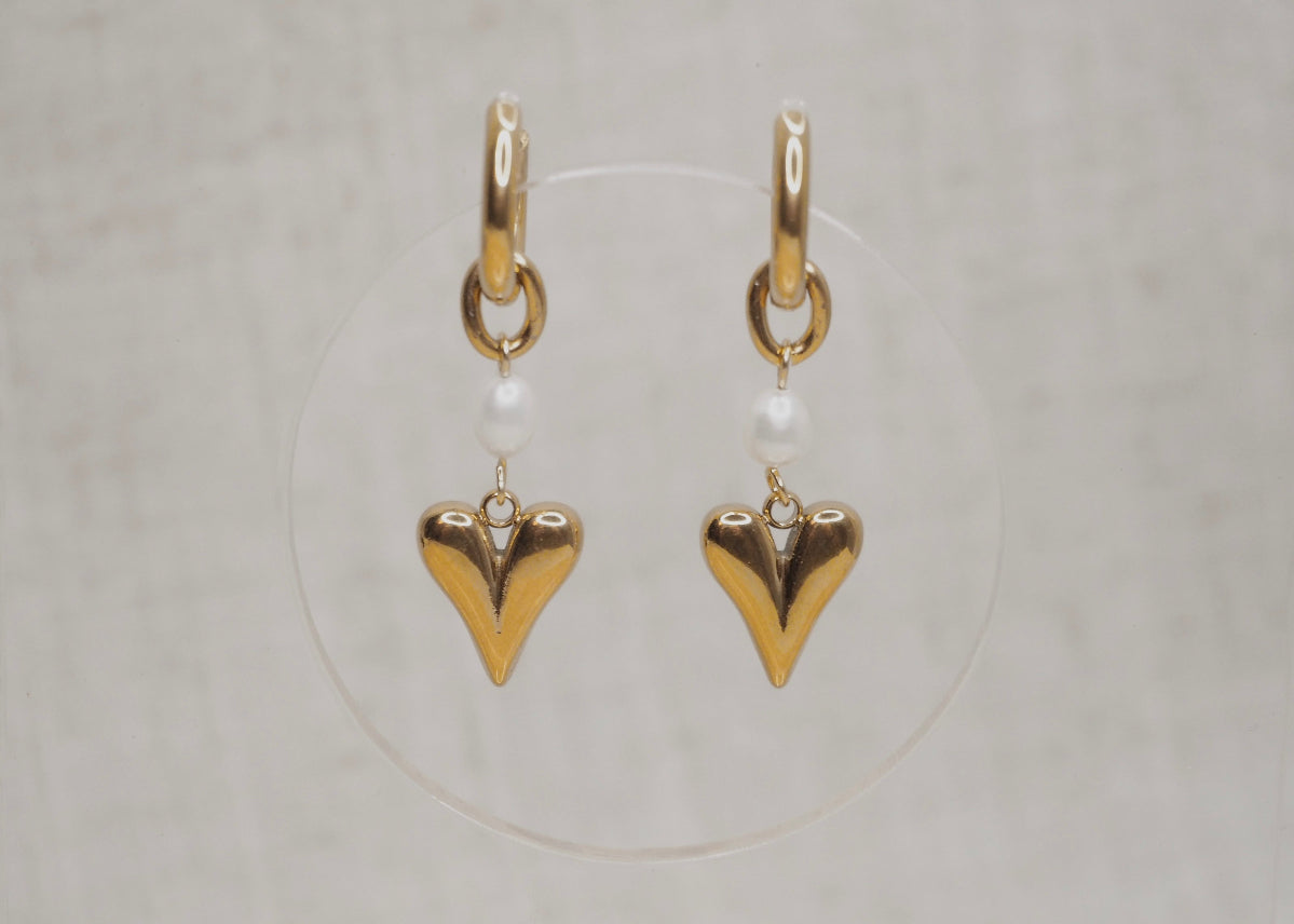pearl heart hoops gold 1