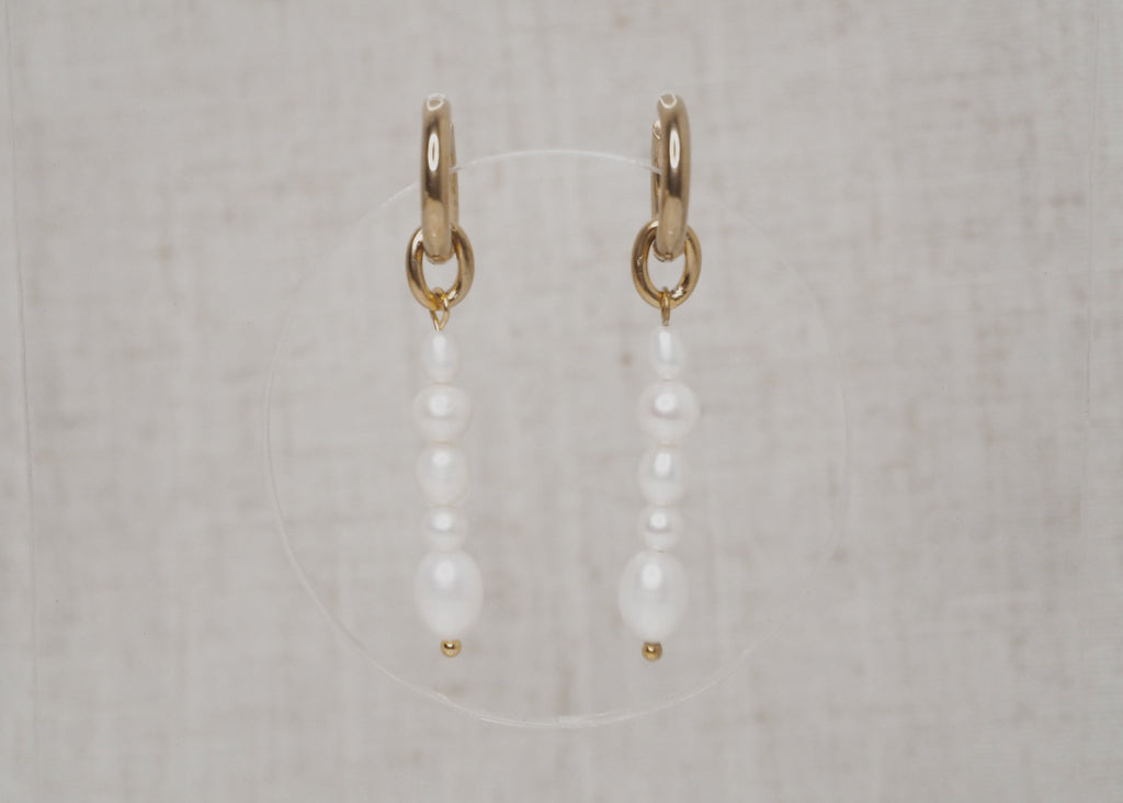 pearl string hoops gold | long 1 