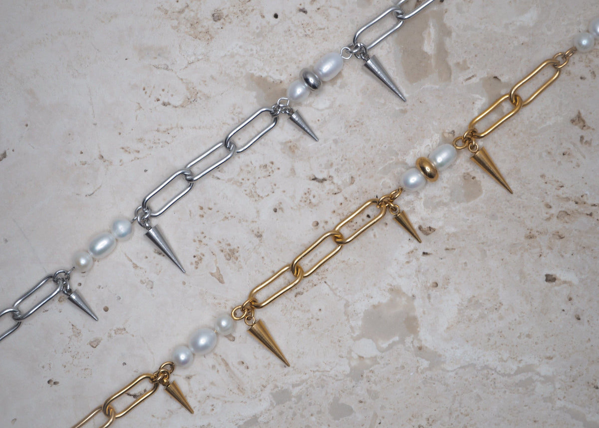 METALLIC MISCHIEF NECKLACE | PIERCED PEARL
