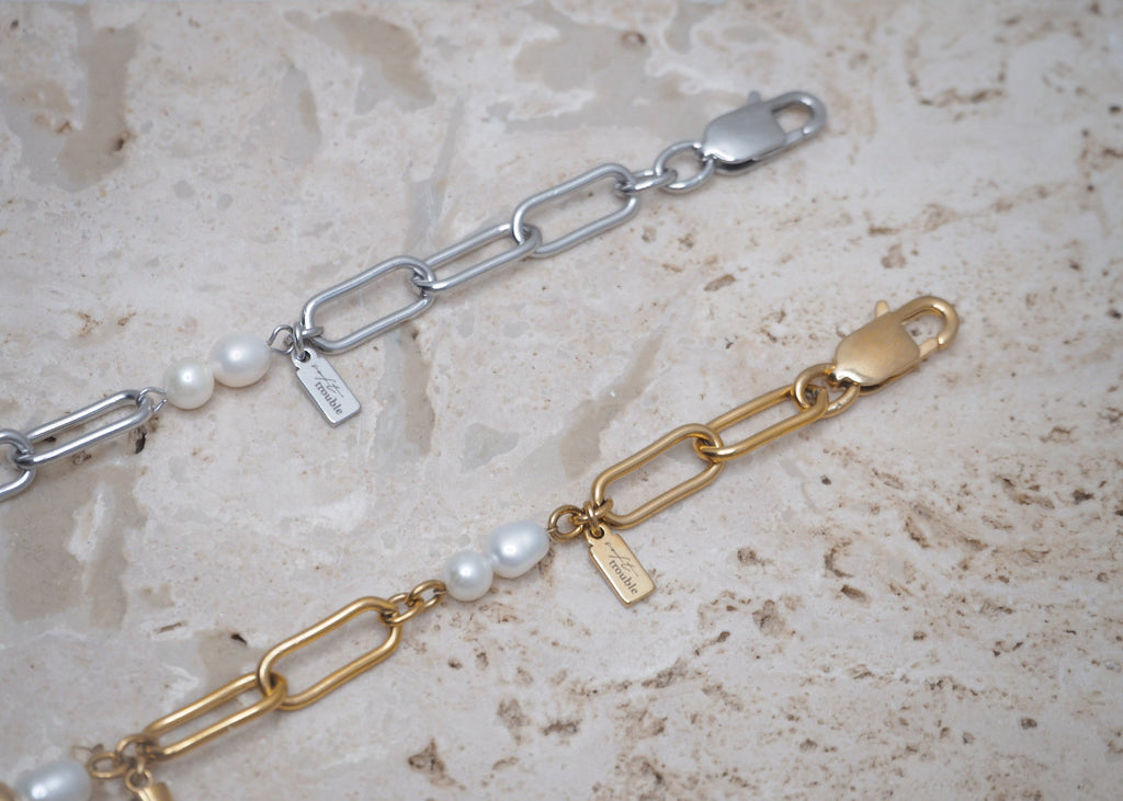 METALLIC MISCHIEF NECKLACE | PIERCED PEARL