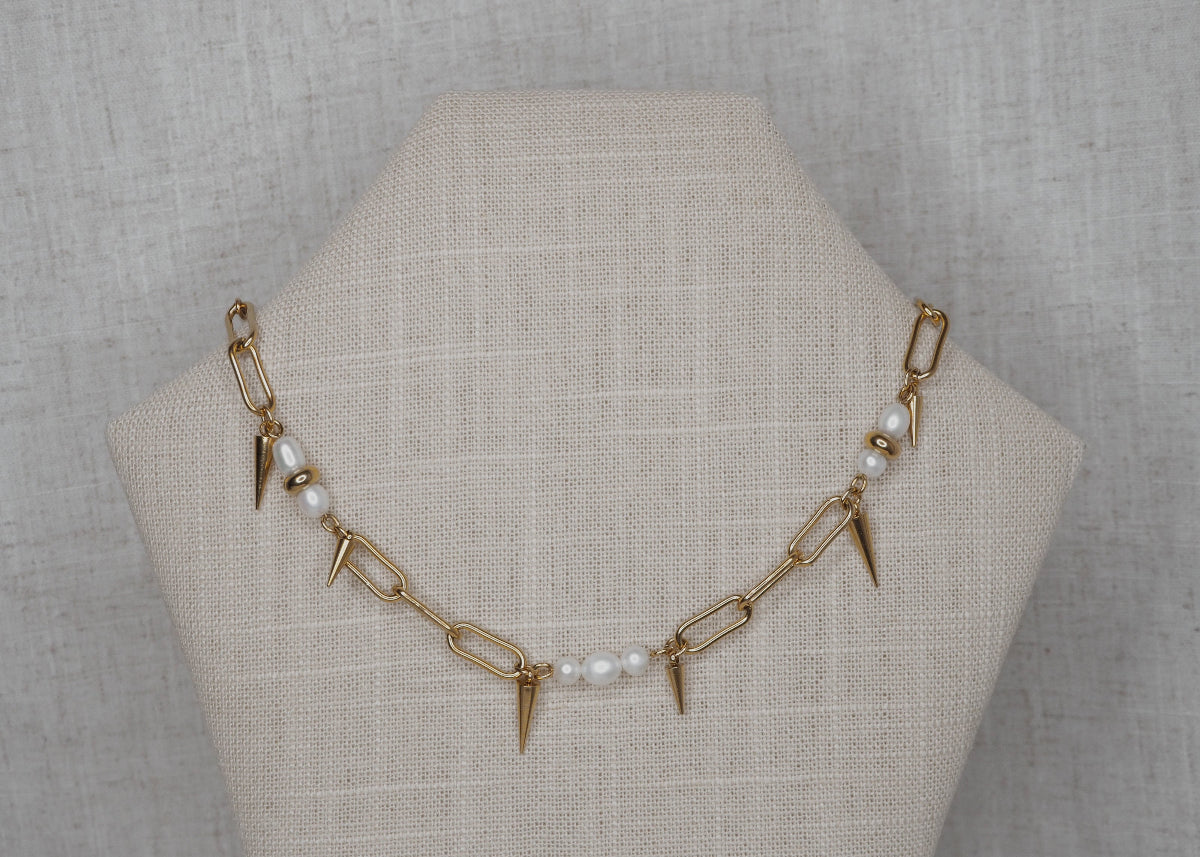 pierced pearl necklace gold 2