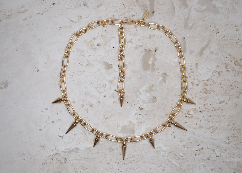 pretty sharp necklace gold 1