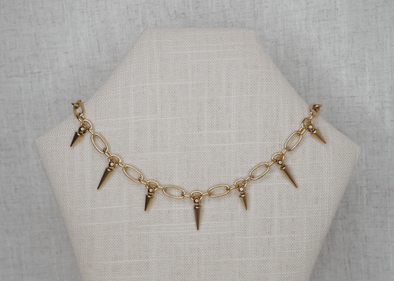 pretty sharp necklace gold 2