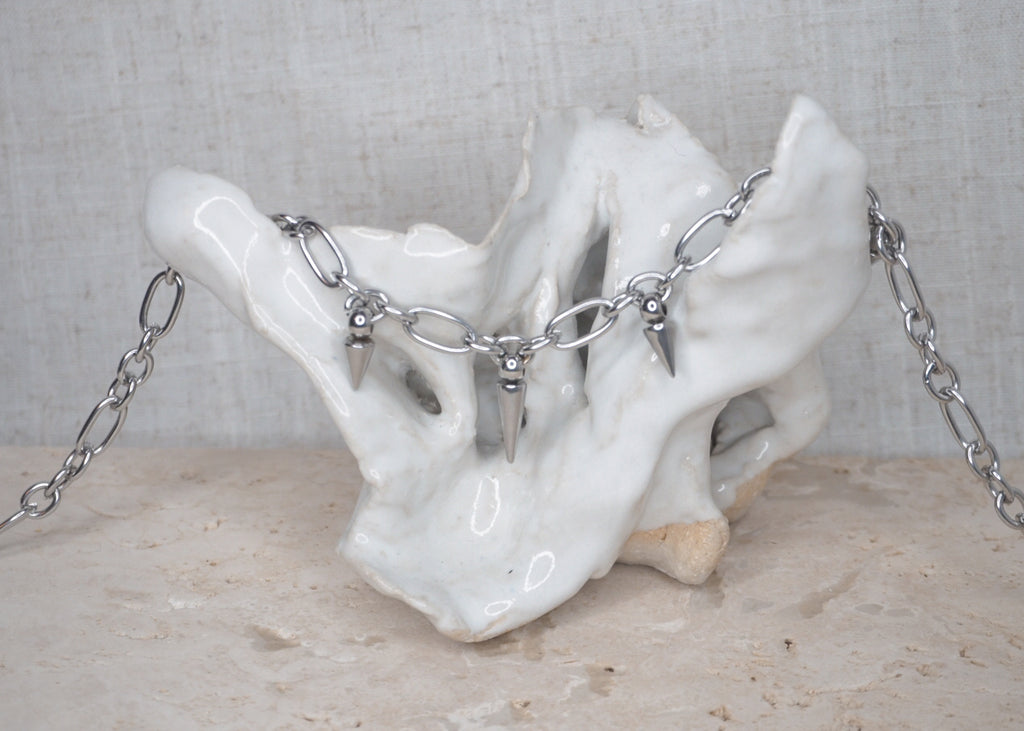 pretty sharp necklace silver 3