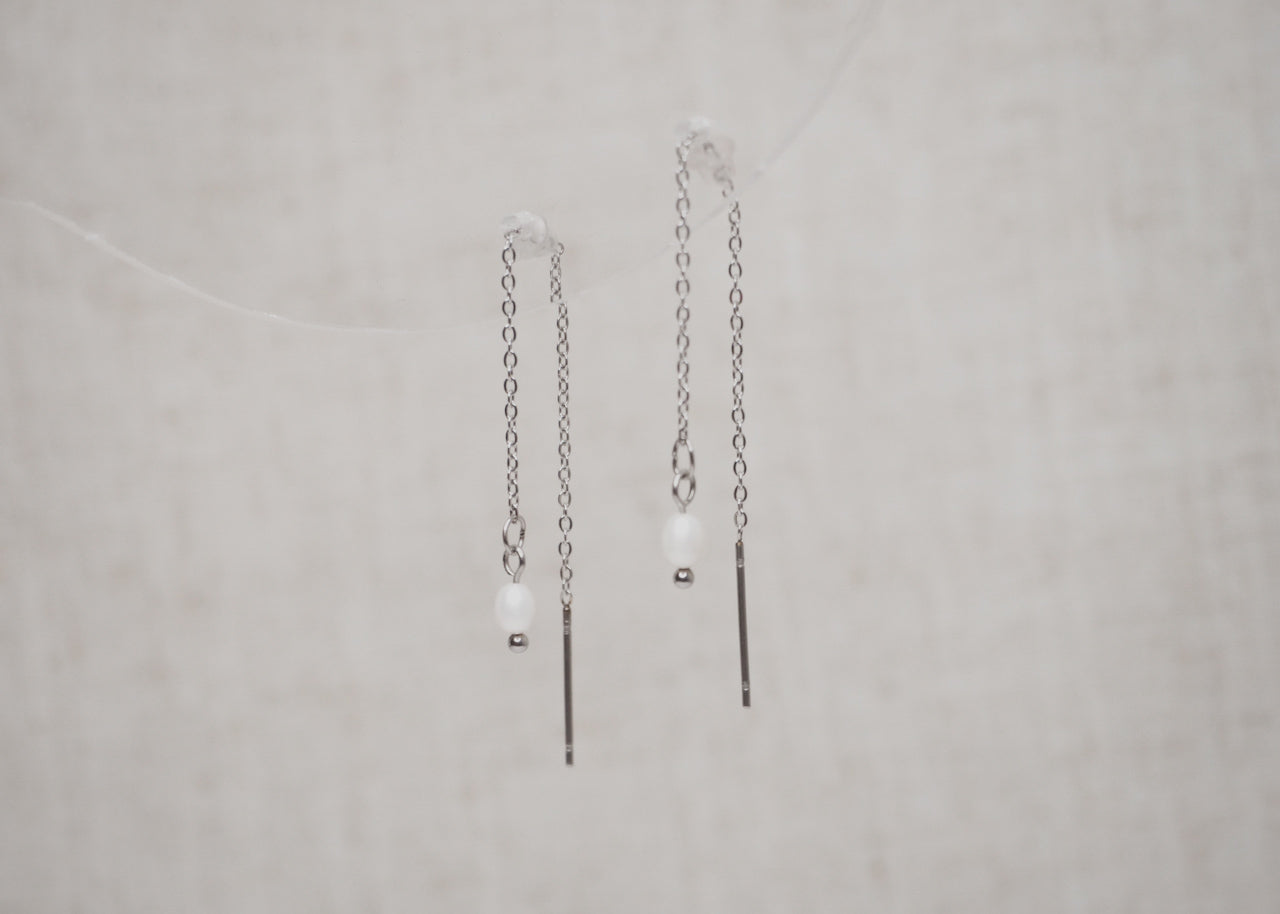 threads pearl silver 1