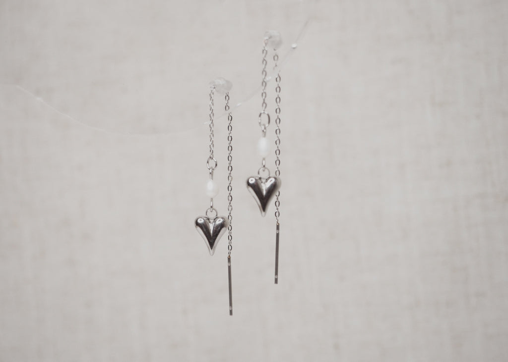 threads pearl small heart silver 1